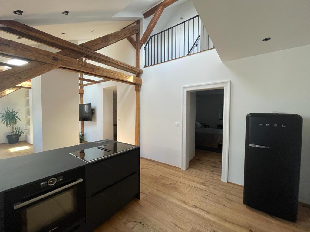 Split Rooftop Loft מראה חיצוני תמונה
