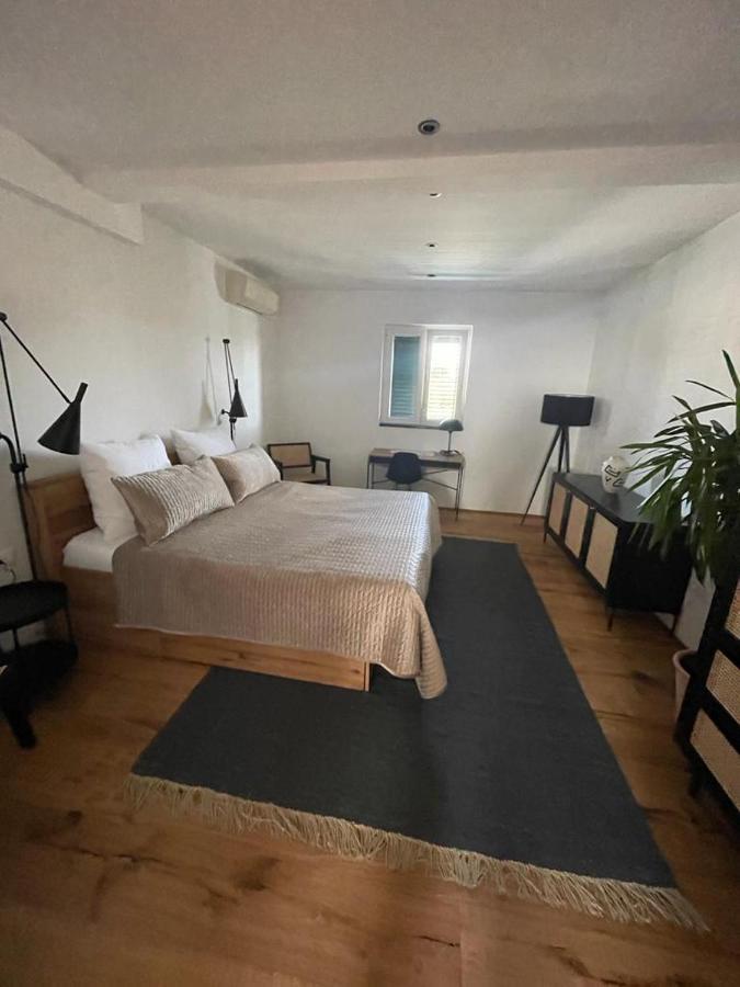 Split Rooftop Loft מראה חיצוני תמונה